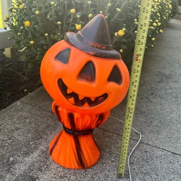 Pumpkin Blow Mold 15" - Picture 6 of 6